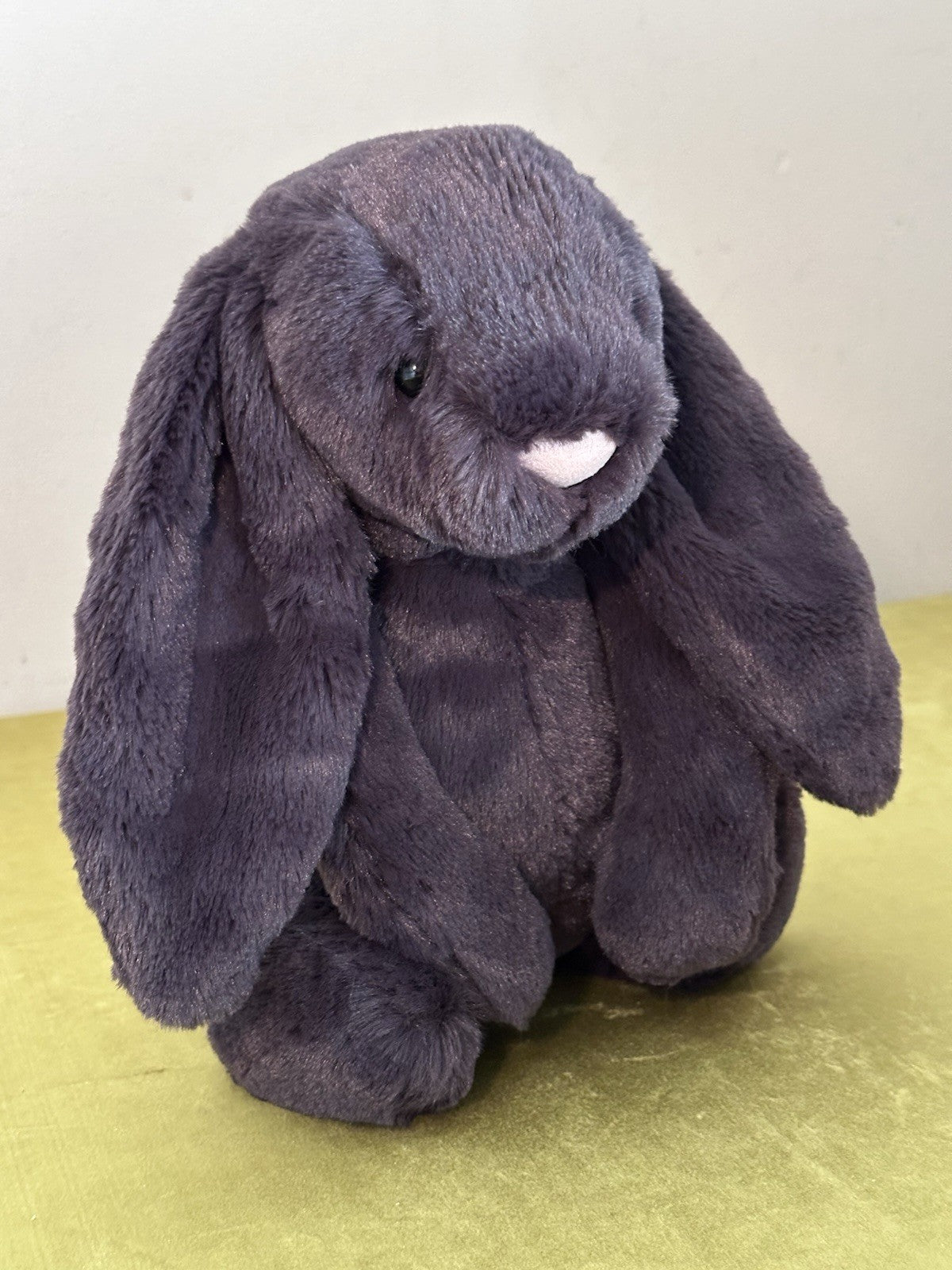 NUOVO Jellycat Medium Bashful Inky Bunny nuovo con etichette grigio scuro coniglio ritirato raro peluche-