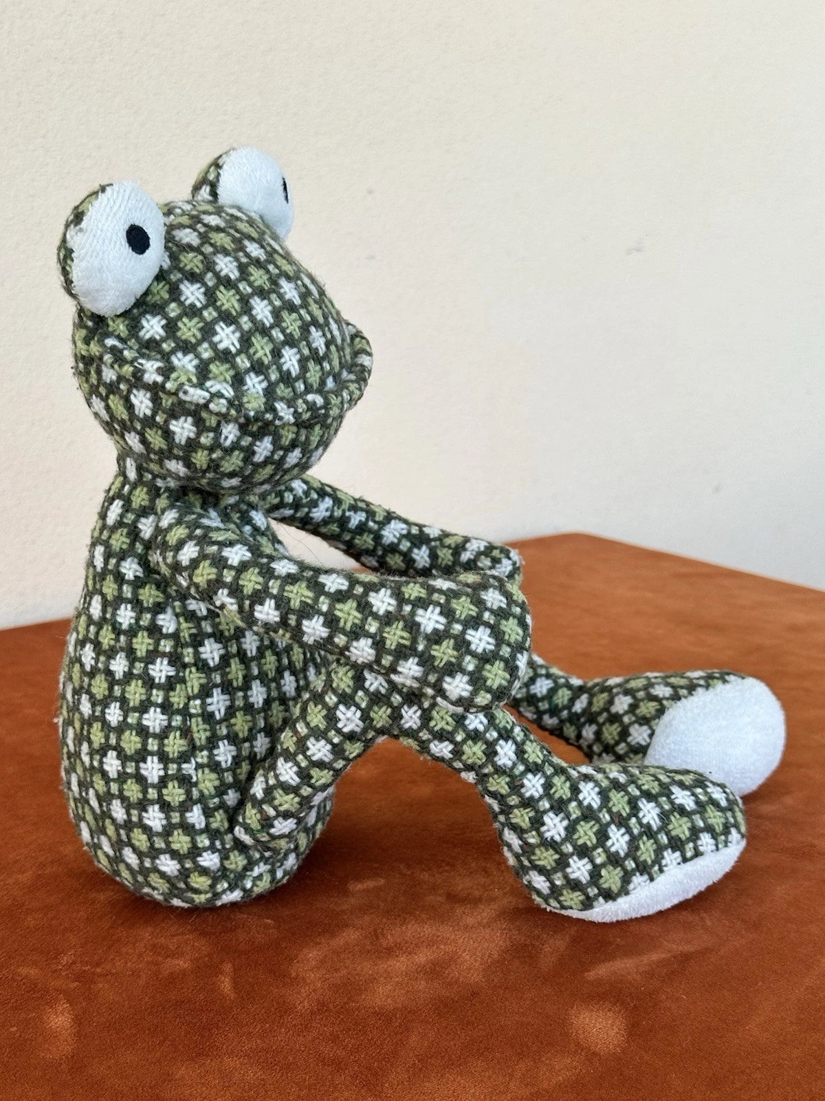 Jellycat Kooky Frog Vintage Verde/Bianco Modello Tratteggio Gambe Lunghe Piedi Bianchi