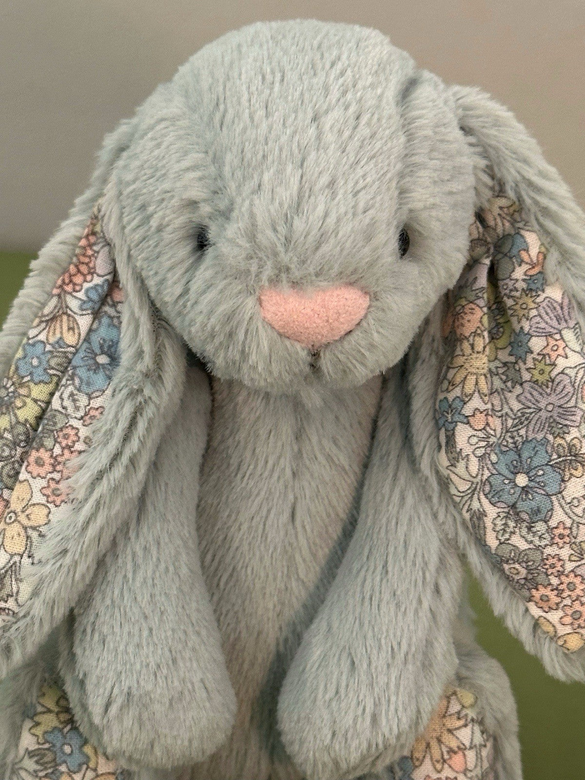 Jellycat piccolo coniglietto con fiori di salvia timido nuovo senza etichette verde con fiore coniglio in pensione-