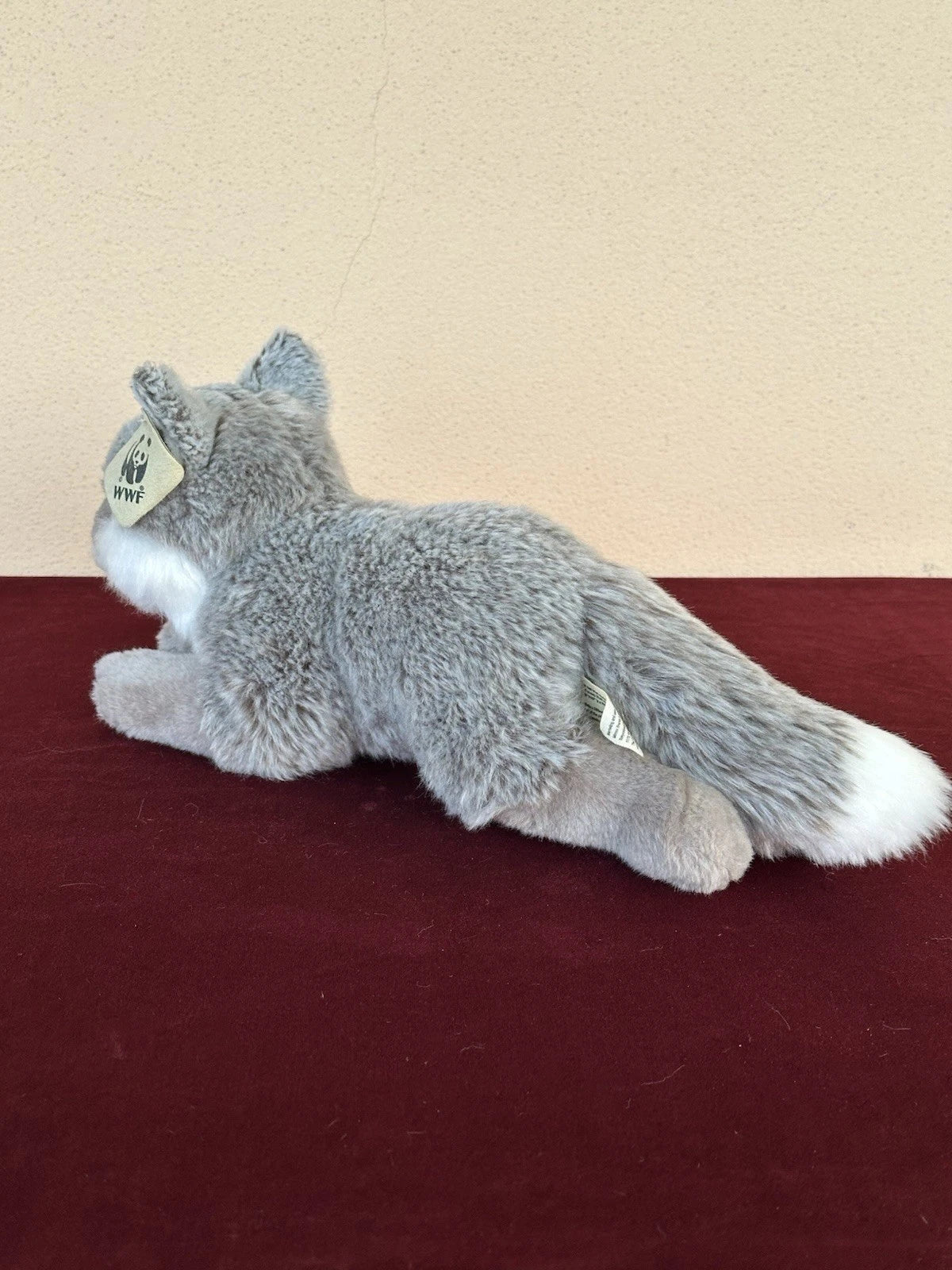 Rarissimo peluche WWF Silver Fox sdraiata 26 cm 10” Artic Winter Fox ritirato