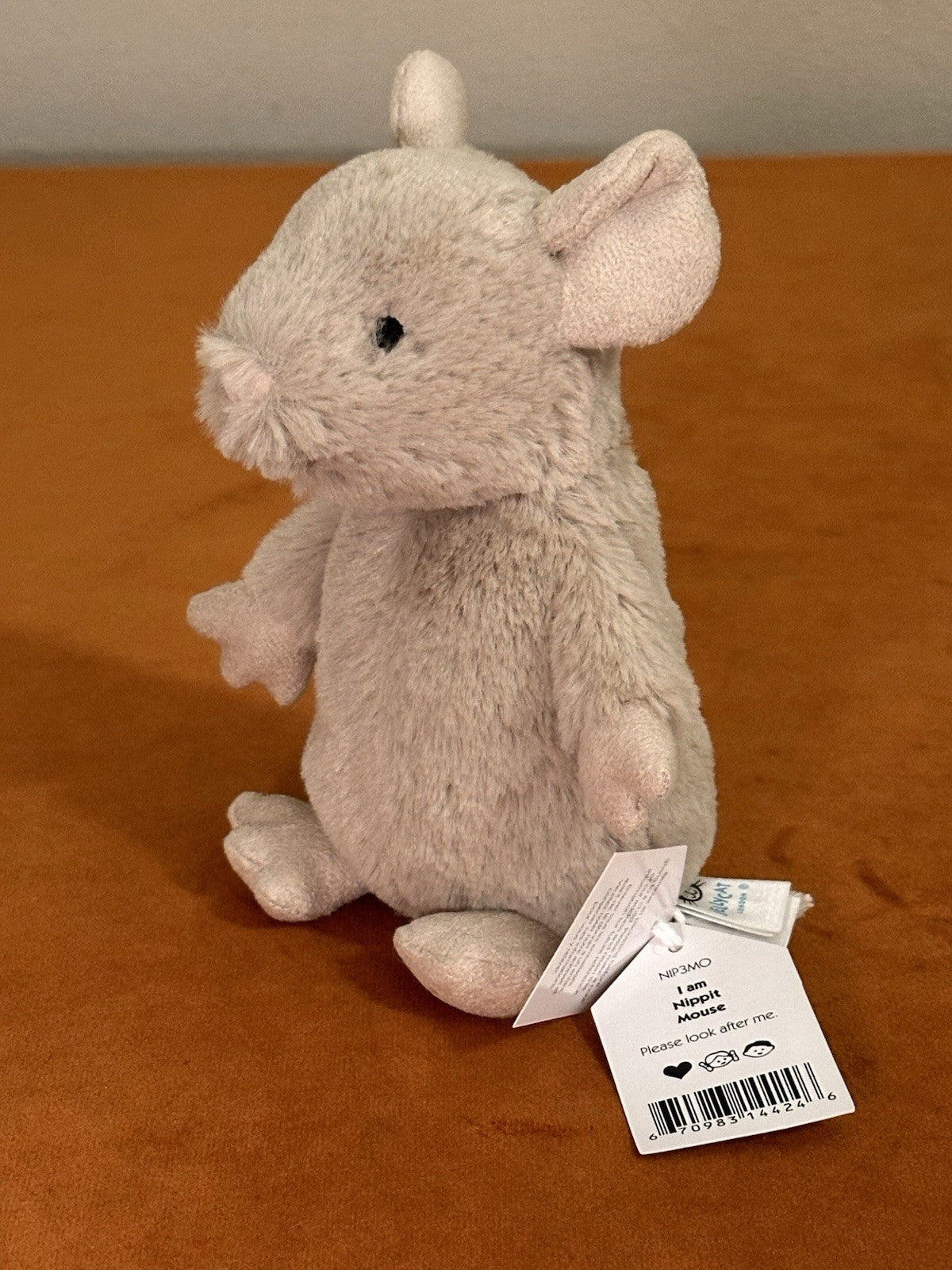 NUOVO Jellycat Nippit Mouse Nuovo con etichette Difficile da Trovare Ultra Raro Beige Topi Ritirato Peluche-