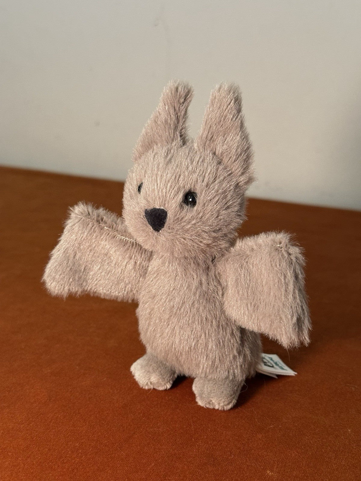 Pipistrello Jellycat Fluffy nuovo con etichette piccolo Nocturne bambino grigio 12 cm estremamente raro ritirato-