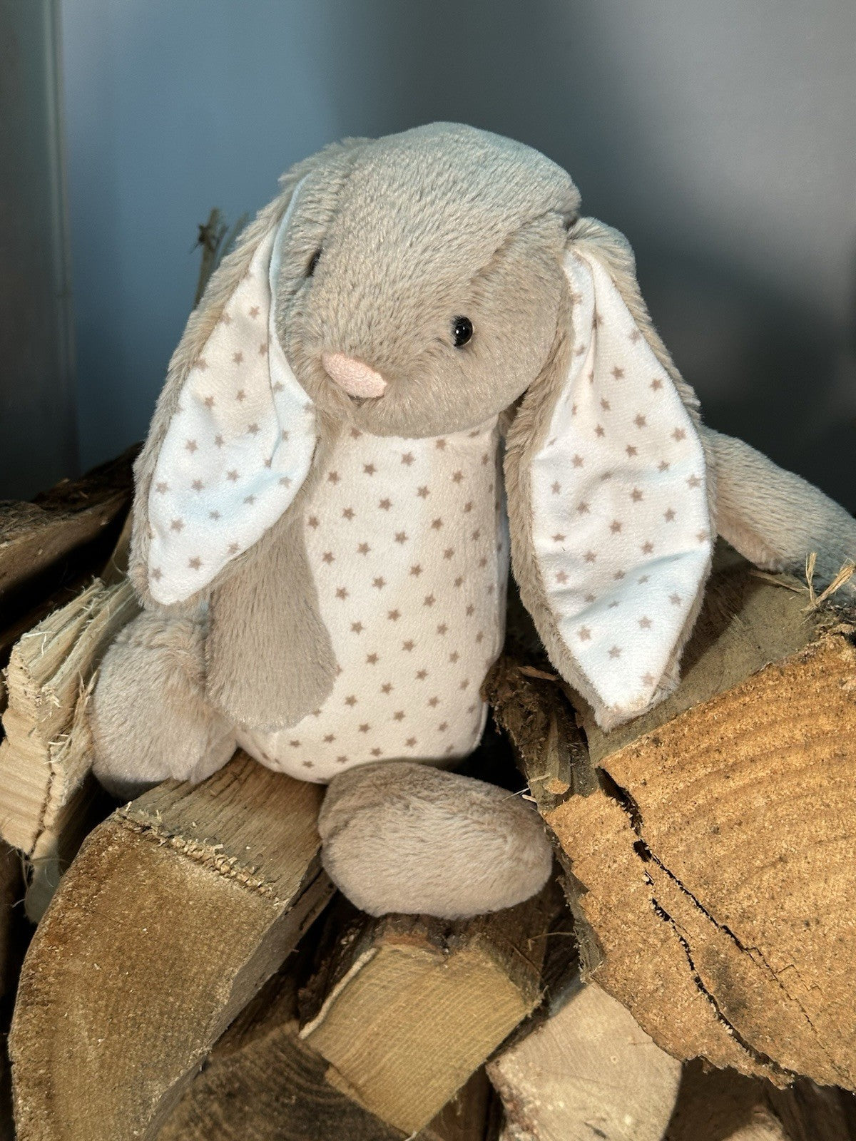 Peluche Jellycat Medium Bashful Starry Bunny nuovo senza etichette coniglio beige in pensione giocattolo morbido-