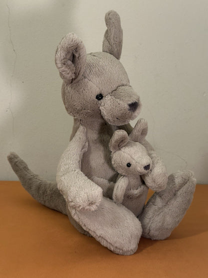 Peluche Jellycat Kara Canguro con Baby Joey nuovo senza etichette ritirato raro animale zoo cm.40-