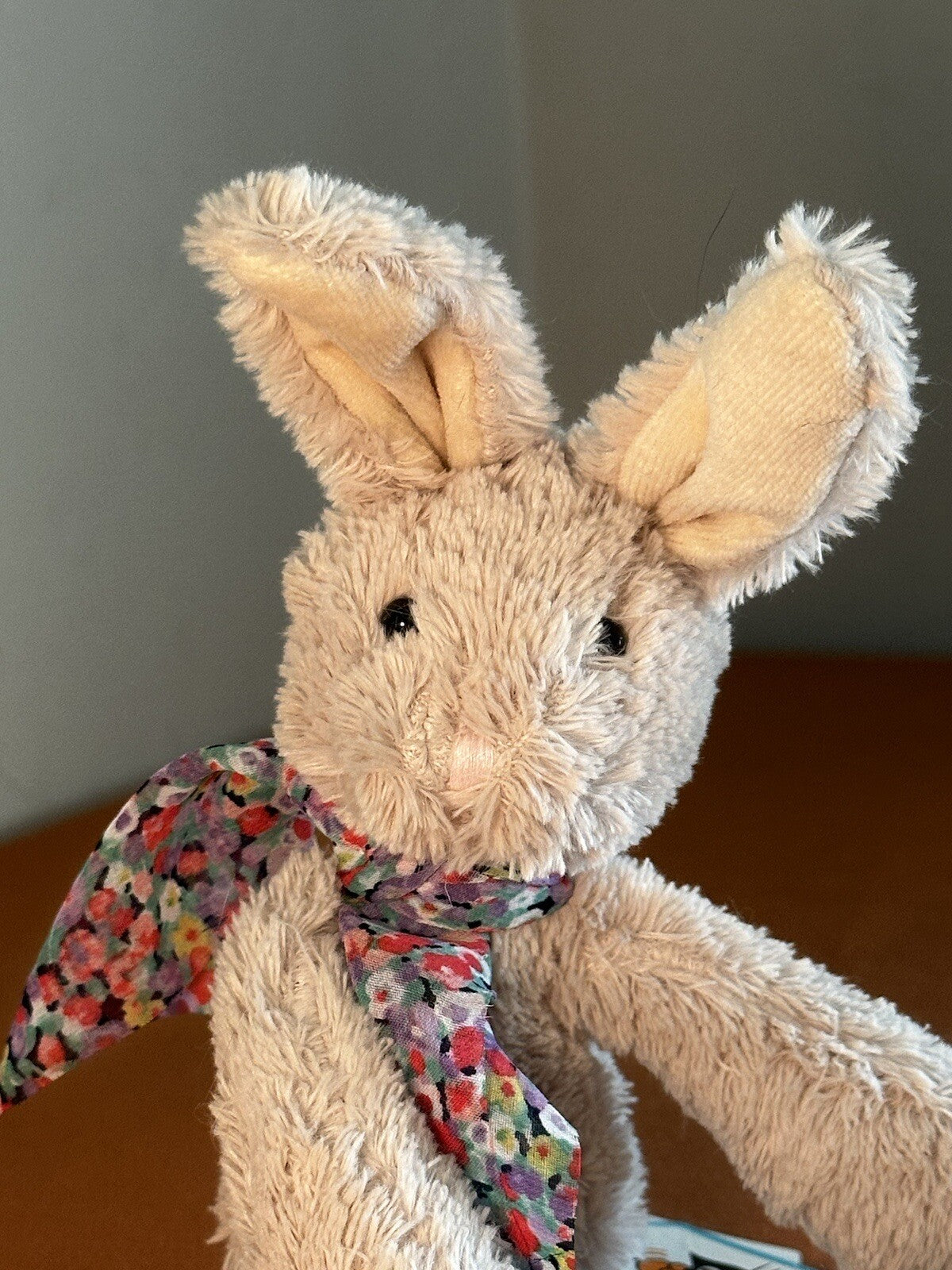 NUOVO Jellycat Chi Chi Bunny Nuovo con etichette con sciarpa giocattolo morbido piumone peluche bambino-