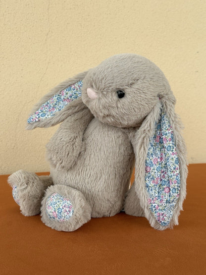 Jellycat Medium Bashful Beige Blue Blossom Bunny BNWOT Rare Retired Rabbit Plush