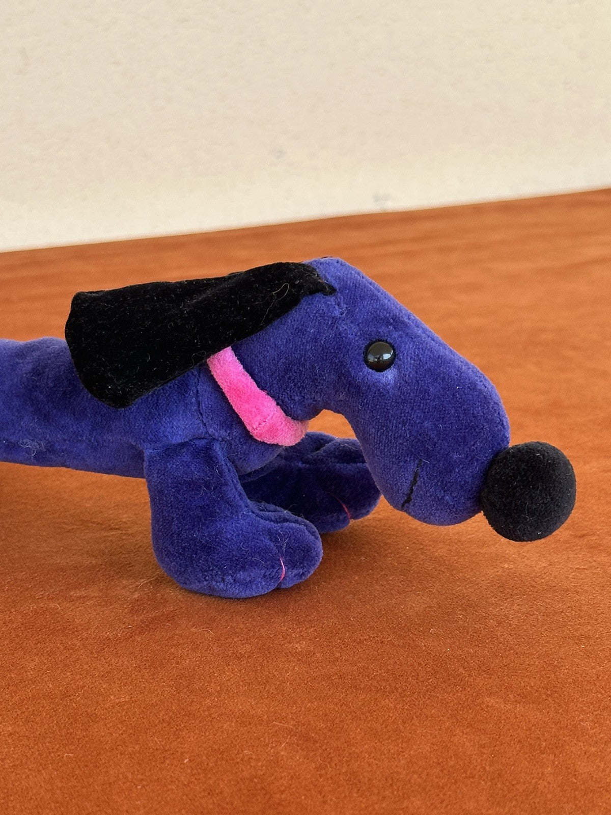 Peluche morbido cane bassotto cucciolo Jellycat Pootlin raro - collezione 2002 ritirato-