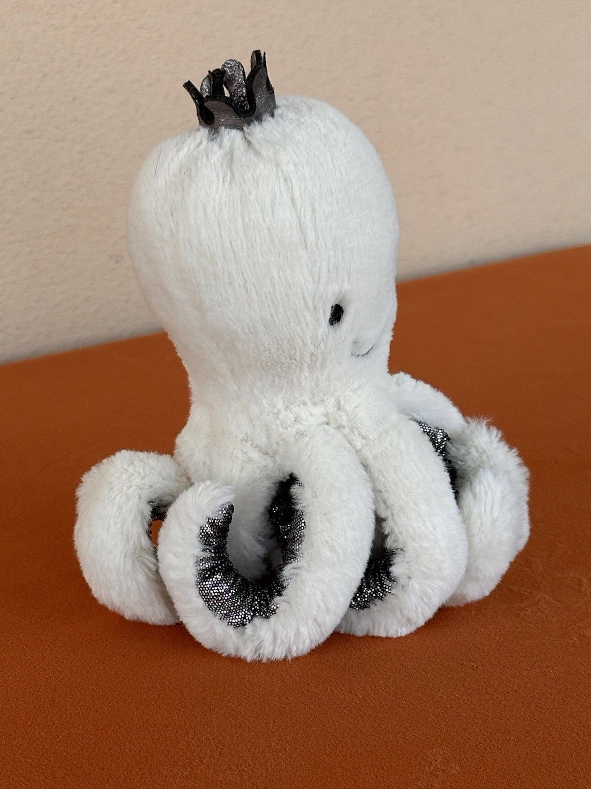 Jellycat Baby Cosmo Octopus BNWOT Tiny Crown White Squid Sea Creature Retired